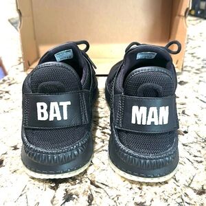 PUMA JUSTICE LEAGUE BATMAN sneakers size 11